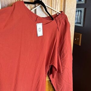 La Mode 2XL Top and Capris Pant Set